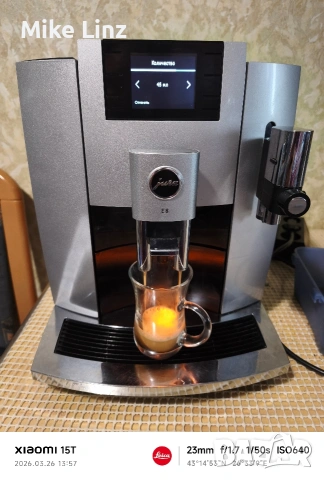 jura impressa E8 , снимка 2 - Кафемашини - 53986147