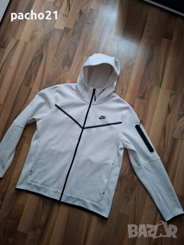 Nike Tech Fleece , снимка 2 - Спортни дрехи, екипи - 53539071