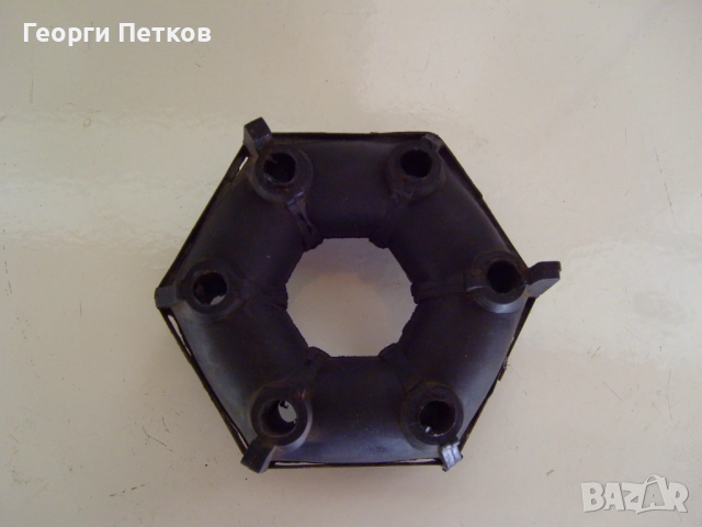 ВАЗ - селенови втулки, гумено каре на кардана. 