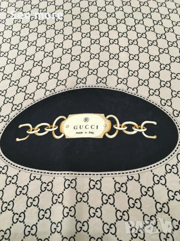 GUCCI шал коприна 90/90 , снимка 4 - Шалове - 53837588
