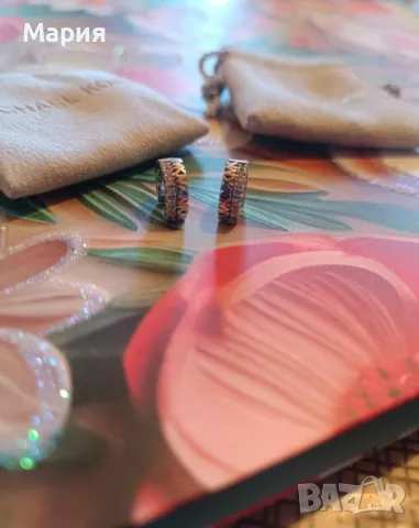 Обици от колекция Michael Kors., снимка 5 - Обеци - 50046888