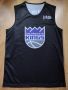 Sacramento Kings / Jr. NBA - баскетболен потник, снимка 1 - Спортни дрехи, екипи - 45964381