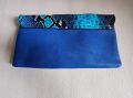 Дамска чанта тип клъч, змийски принт, турско синьо, снимка 5