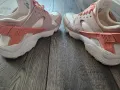 Дамски маратонки Nike Air Huarache MN Summit White DR7874-100, снимка 6