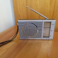 Grundig HIT BOY 60 AM/FM Portable Radio, 1983/1984г, снимка 1 - Радиокасетофони, транзистори - 45189873
