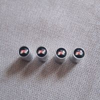 Светло-сиви капачки за вентили на гуми с лого R line от дебел алуминий , снимка 1 - Аксесоари и консумативи - 45682345