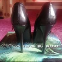 Високи обувки , снимка 1 - Дамски обувки на ток - 45464857