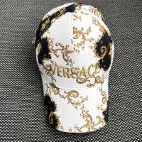 Шапка с козирка Versace унисекс, снимка 4 - Шапки - 45208499