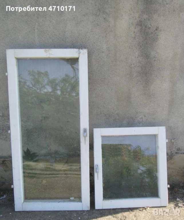 Дървена дограма от от пет прозореца и една врата със стъклата., снимка 1