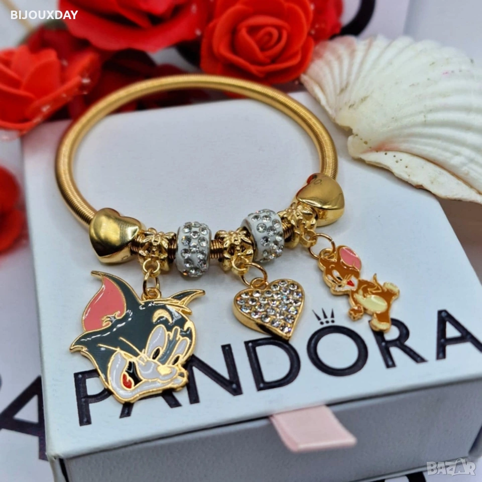 гривна тип pandora Том и Джери от медицинска стомана с 18 карата златно покритие, снимка 1