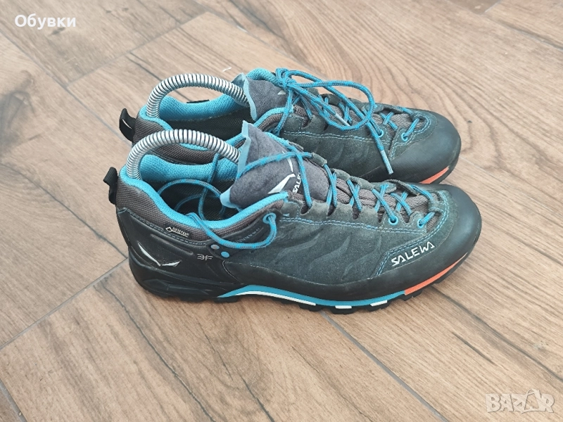 Туристически обувки Salewa, снимка 1
