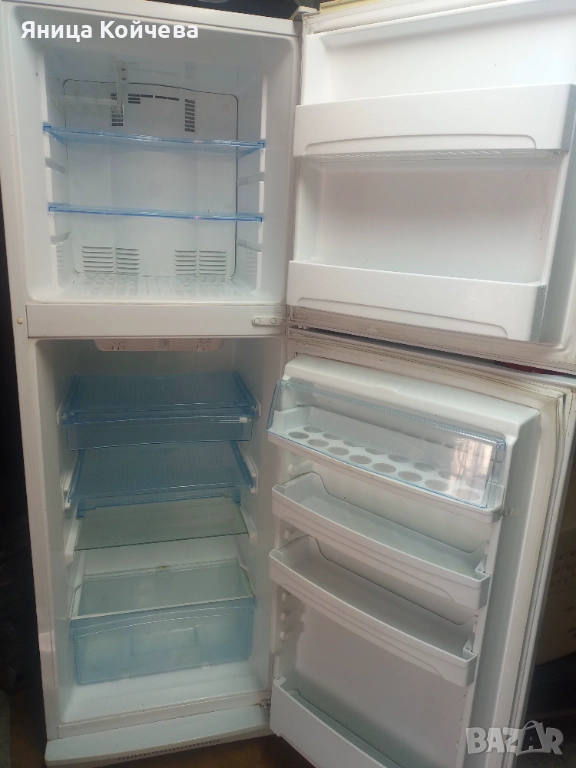 Хладилник с фризер , снимка 1