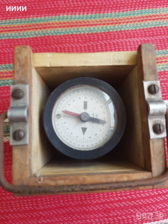 Швейцарски военен уред с компас, снимка 1
