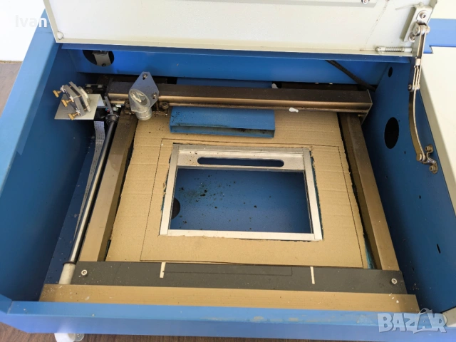 VEVOR K40 40W CO2 лазерна гравираща машина гравьор , снимка 2 - Други машини и части - 53734324