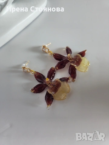 Обеци с естествен цвят на мини орхидея., снимка 5 - Обеци - 53737925