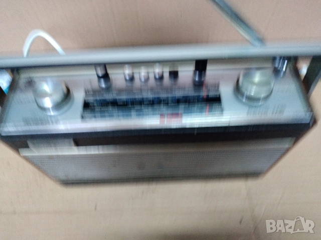 Радиоприемник ROBERTS R606 MB, снимка 3 - Радиокасетофони, транзистори - 52855660