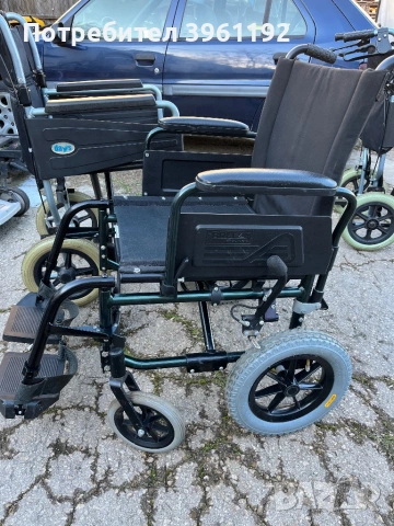 Ръчна инвалидна количка Breezy згаваема , снимка 4 - Инвалидни колички - 54171394
