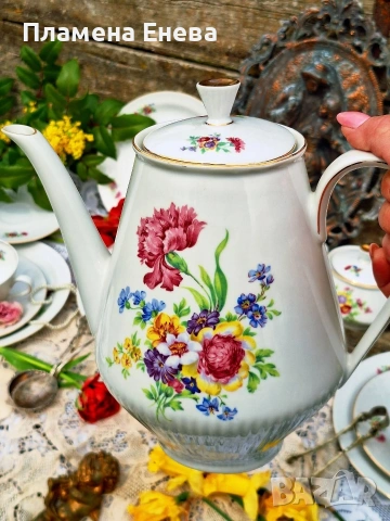 Баварски сервиз за кафе/ чай шест перосони Bareuther Bavaria , снимка 9 - Сервизи - 54253262