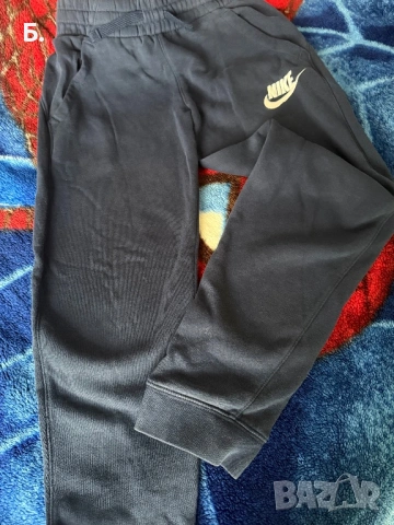ДРЕХИ - Яке, Спортен панталон Nike, снимка 4 - Детски якета и елеци - 53268986