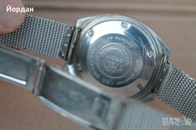 Мъжки Японски часовник ''Orient'' календар , снимка 5 - Мъжки - 53999520