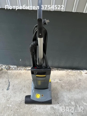 Професионална прахосмукачка за мокети и килими Karcher CV 38/2, снимка 3 - Друго - 51074797