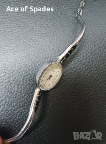 Винтидж Дамска Гривна Часовник  ЛУЧ  Механичен, снимка 4 - Дамски - 53557640