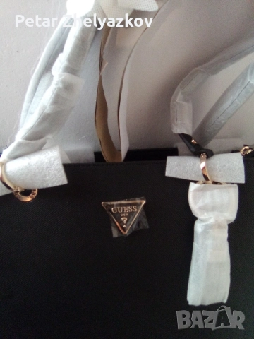 Нова луксозна дамска чанта GUESS., снимка 4 - Чанти - 52583253