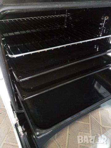 Тясна 50 см свободно стояща печка с керамичен плот Gorenje 2 години гаранция!, снимка 4 - Печки, фурни - 45680199