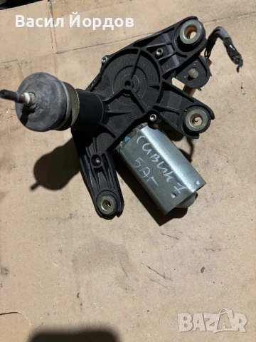 Моторче Задна Чистачка за Хонда Сивик 7 / Honda Civic VII / Задна Чистачка, снимка 2 - Части - 51382028