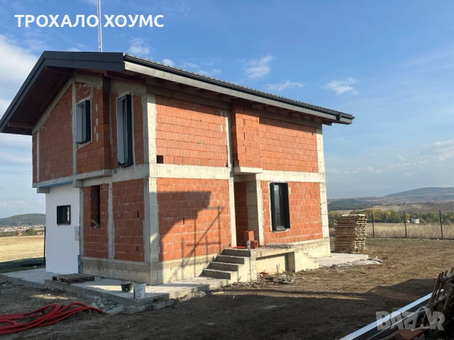 Самостоятелна къща с три спални в с.Алдомировци, снимка 2 - Къщи - 53674852