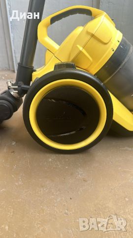 Прахосмукачка Karcher, снимка 2 - Прахосмукачки - 45657132