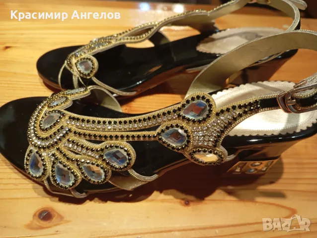 Дамски сандали с камъни , снимка 2 - Сандали - 50419359