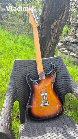 Fender Vintera Il 60s Stratocaster RW 3-Color Sunburst Електрическа Китара, снимка 2 - Китари - 54158328