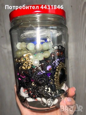 ПРОМО ЦЕНА Буркан с cameo, vintage, goth бижута, снимка 2 - Бижутерийни комплекти - 54031745