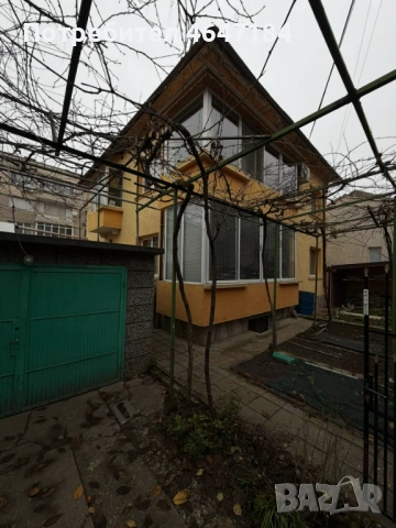 Продавам къща в град Свищов, снимка 6 - Къщи - 53754336