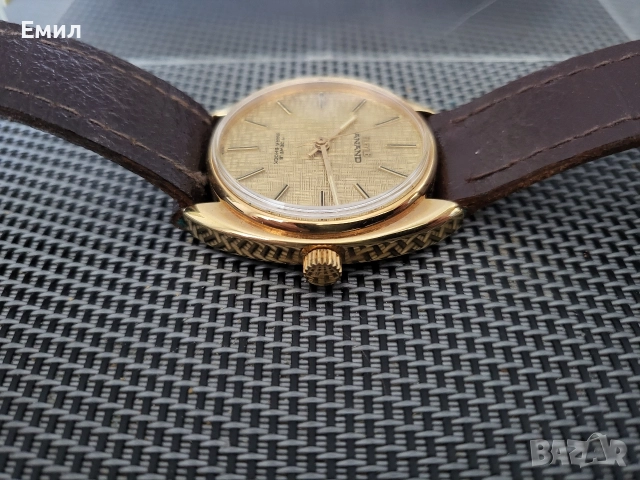 Колекционерски часовник HMT ANAND, снимка 3 - Колекции - 52855835