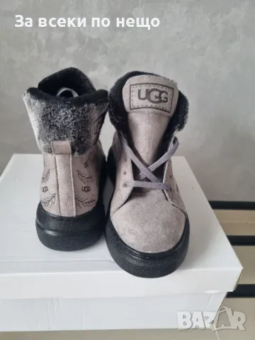 Дамски боти с кутия UGG 36 и 38 размер Код Lux183, снимка 2 - Дамски боти - 48256291