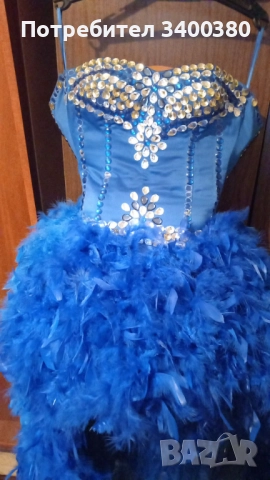 Официална Рокля с Пера