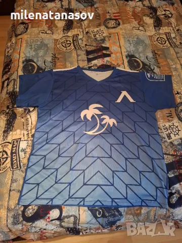 Футболна фланелка на фк ЛЕВСКИ  чисто нова..