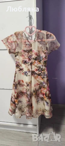 Шарена 3D Рокля, снимка 2 - Детски рокли и поли - 51160252