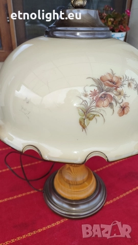 Красива голяма настолна лампа с куполна стъкленица с флорални мотиви , снимка 6 - Настолни лампи - 52805875