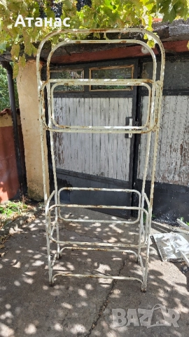 поставка за цветя