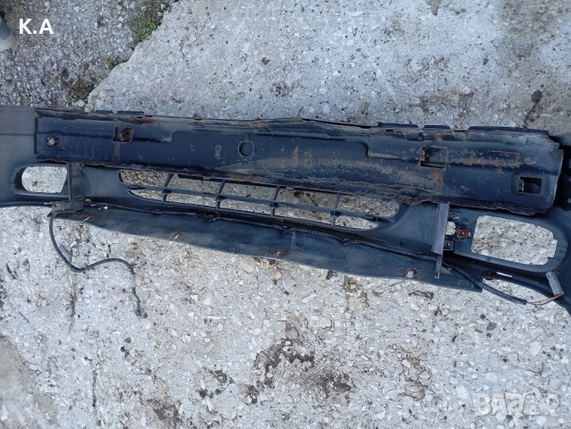 Предна броня Renault Laguna 1, снимка 7 - Части - 52189942