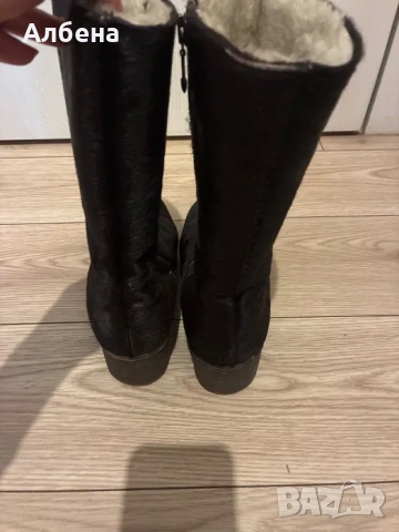 Боти с естествен косъм, снимка 2 - Дамски боти - 53069380