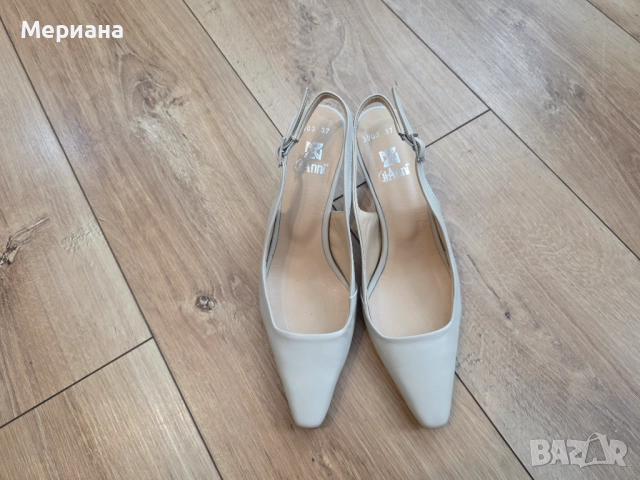 Обувки Gianni нисък ток, снимка 2 - Дамски елегантни обувки - 51625287