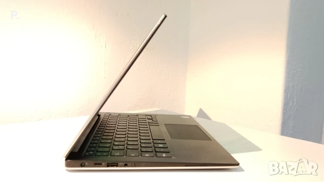 Dell XPS 13 9360 , снимка 7 - Лаптопи за дома - 53604007