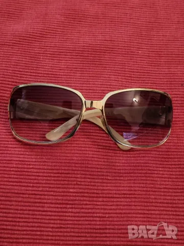 Оригинални дамски очила Saint Laurent. 