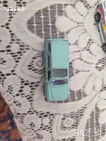 Мачбокс 2010 Toyota, снимка 5 - Колекции - 53734944