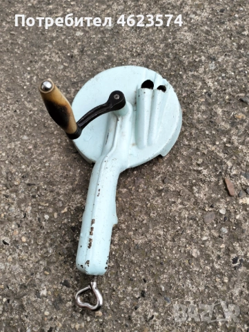 Стара машинка за рязане на зеленчуци