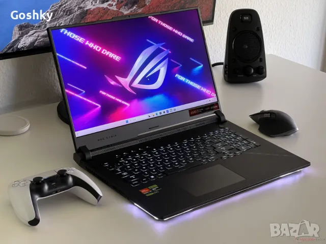 Лаптоп ASUS ROG Strix SCAR 17 X3D 2 години гаранция, снимка 1 - Лаптопи за игри - 47357034